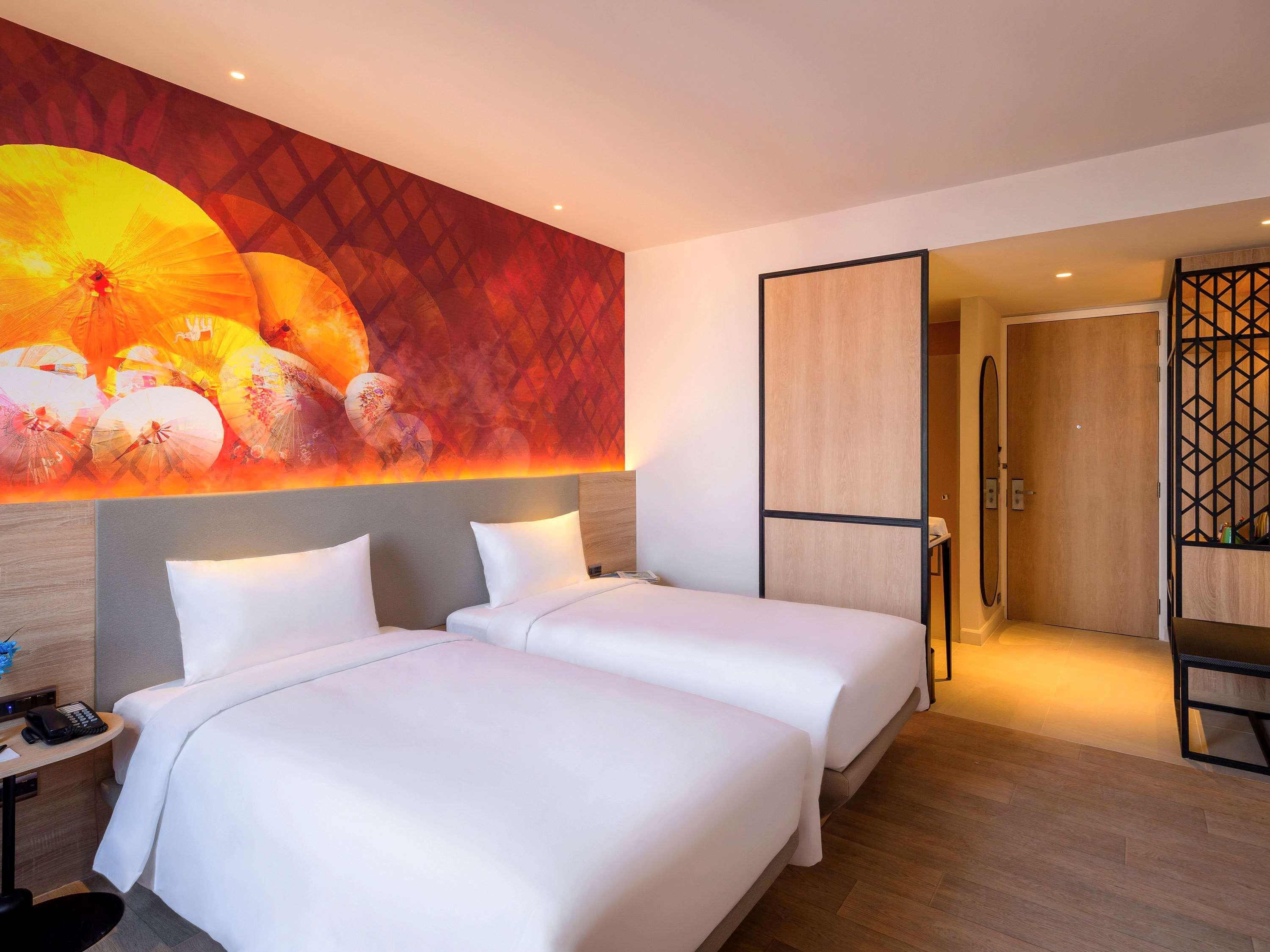 Ibis Styles Bangkok Ratchada Exterior foto