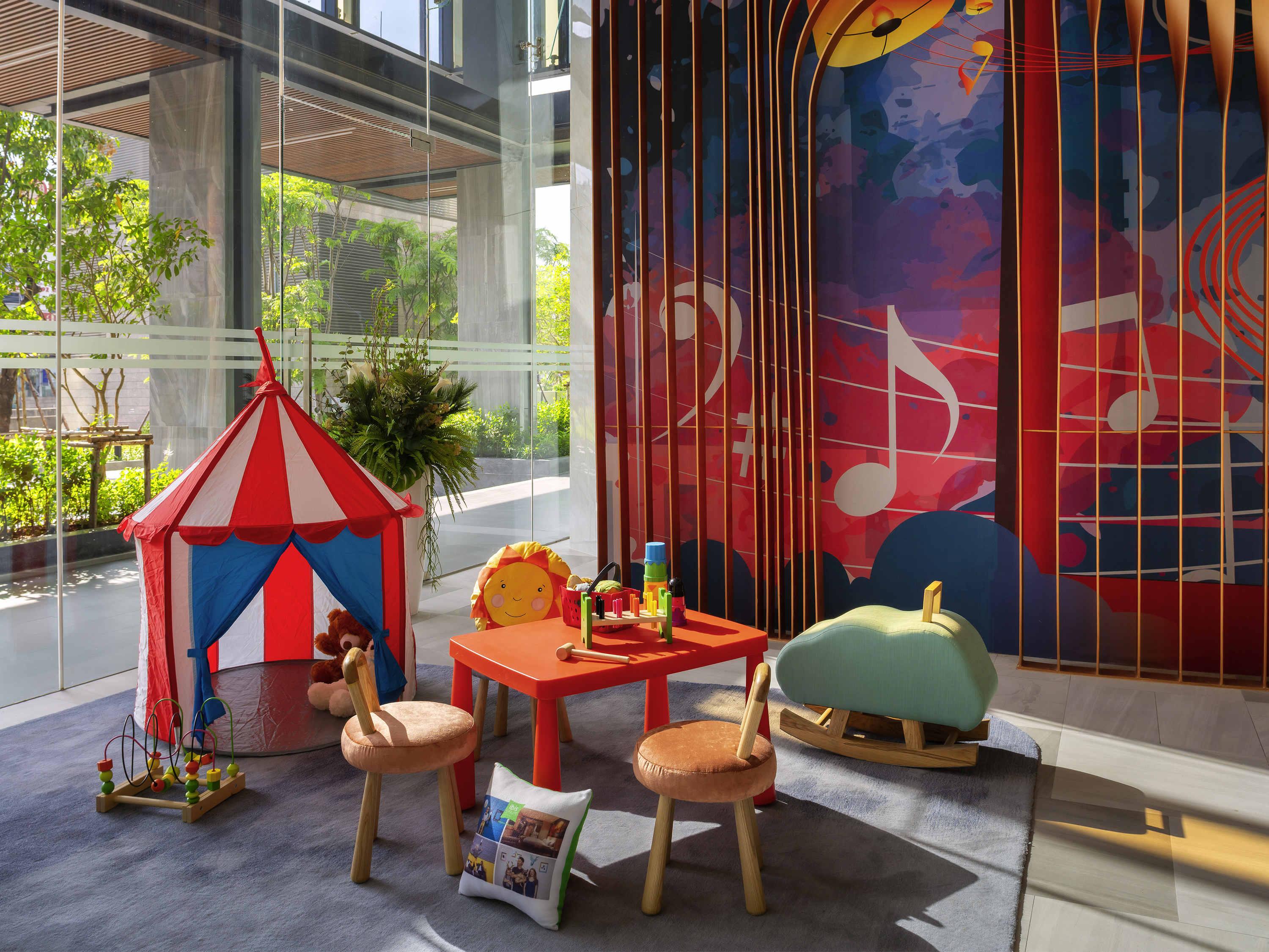 Ibis Styles Bangkok Ratchada Exterior foto