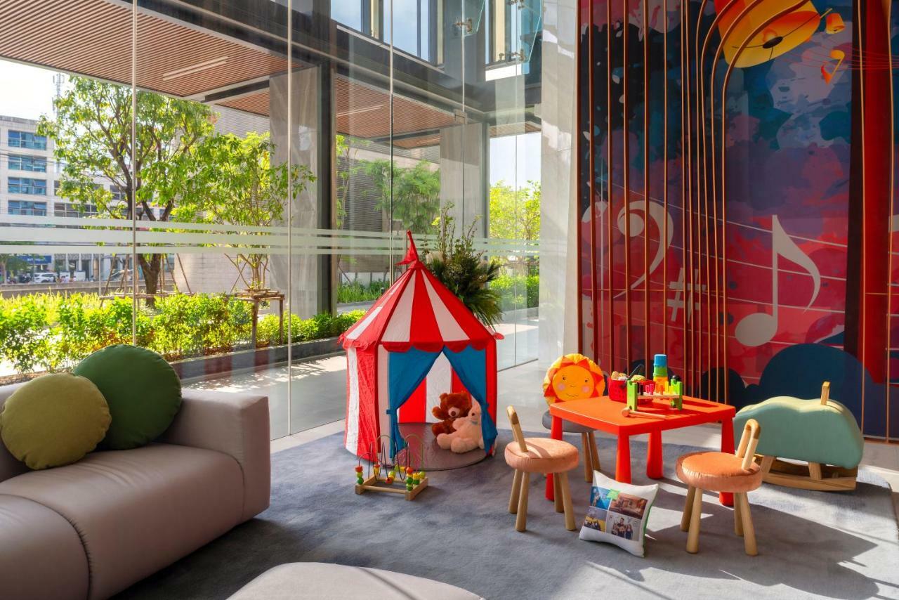 Ibis Styles Bangkok Ratchada Exterior foto