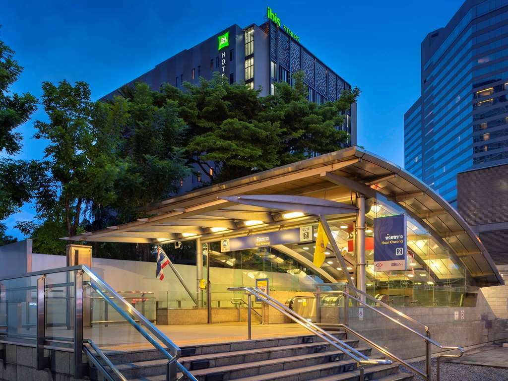 Ibis Styles Bangkok Ratchada Exterior foto
